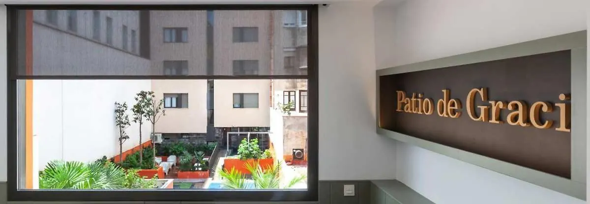 Enjoybcn Patio De Gala Apartment Barcelona