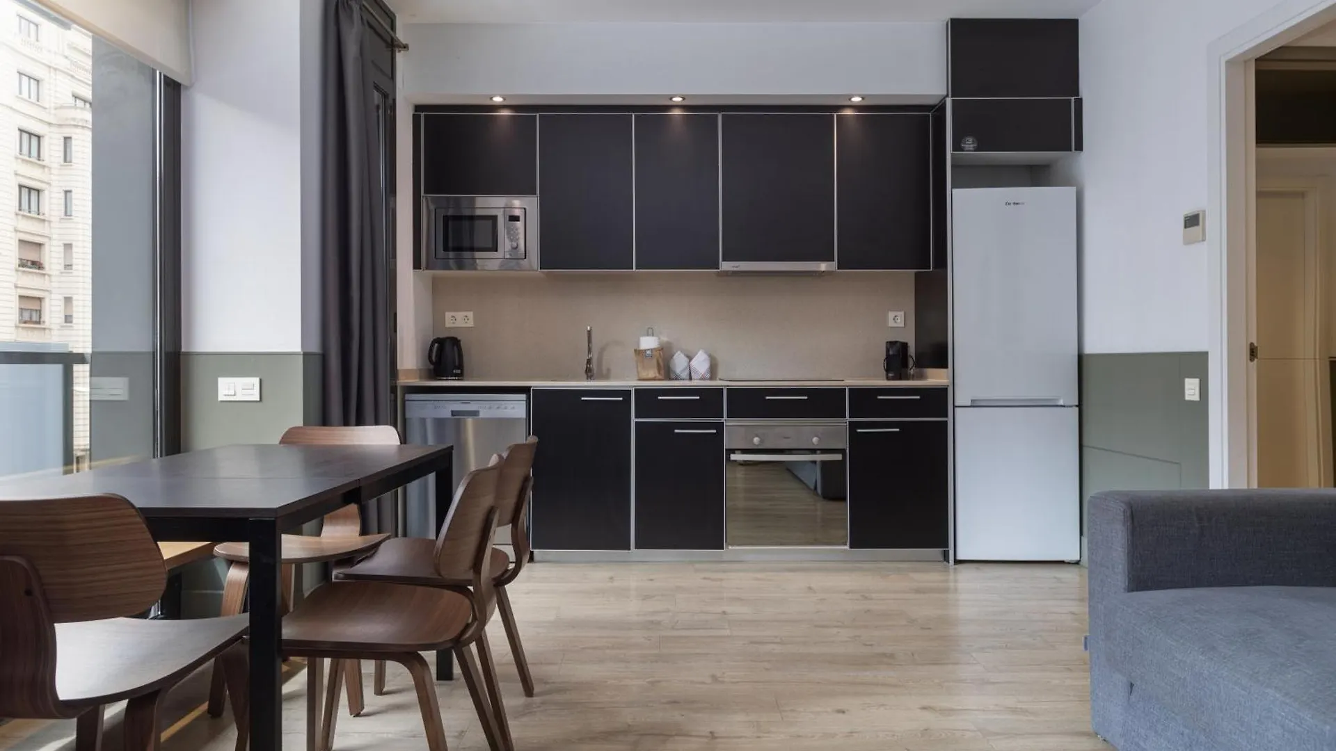 Enjoybcn Patio De Gala Apartment Barcelona Spain