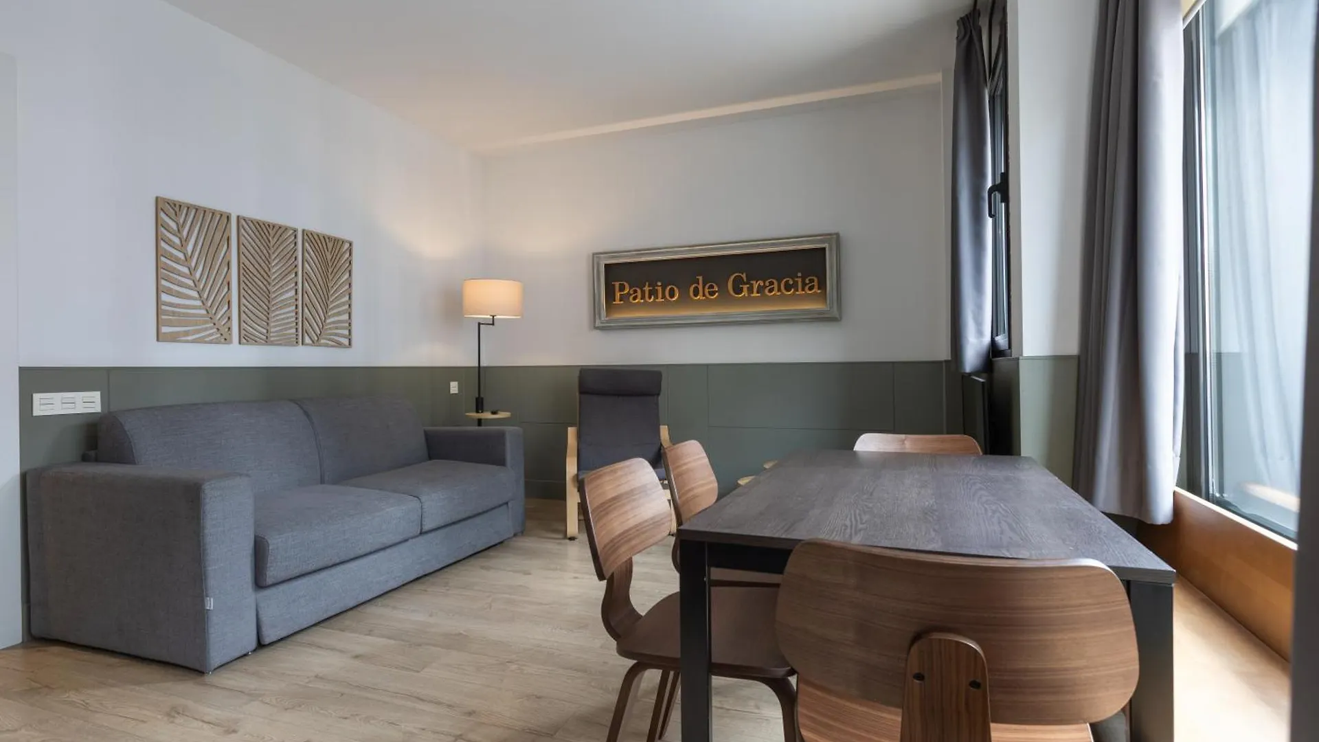 Enjoybcn Patio De Gala Apartment Barcelona Spain