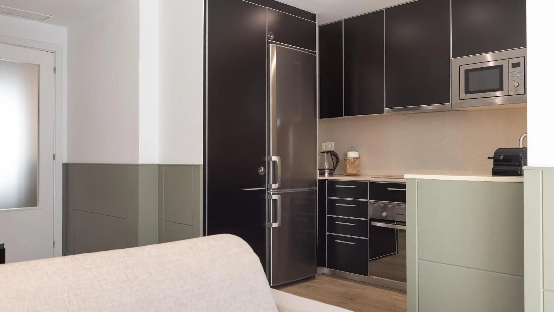 Enjoybcn Patio De Gala Apartment Barcelona Spain